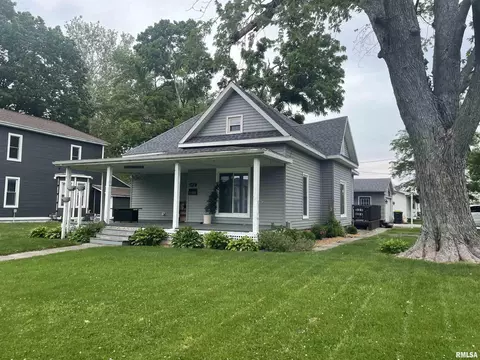652 Hardin Ave, Jacksonville, IL 62650