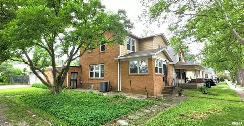 Exterior - 1824 S 2nd St, Springfield, IL 62703 photo 2 of 6