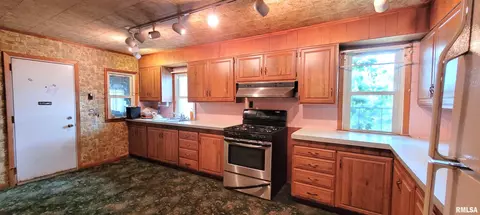 Kitchen - 1824 S 2nd St, Springfield, IL 62703 photo 1 of 5