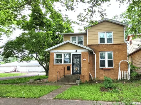 Exterior - 1824 S 2nd St, Springfield, IL 62703 photo 1 of 6