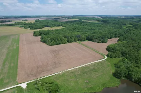 2542 Fair Ln, Franklin, IL 62638
