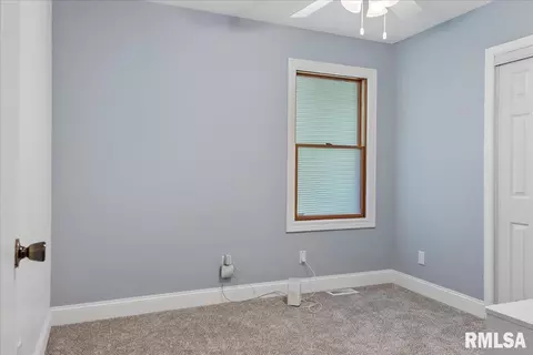 228 Glasgow Dr, Springfield, IL 62702 photo 19