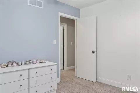 228 Glasgow Dr, Springfield, IL 62702 photo 18