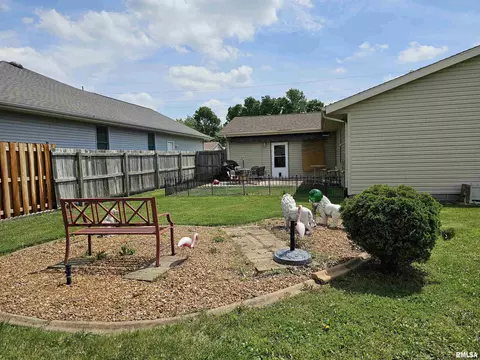 2921 Lakeshire Dr, Springfield, IL 62707 photo 14