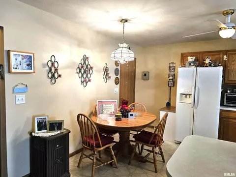 2921 Lakeshire Dr, Springfield, IL 62707 photo 7