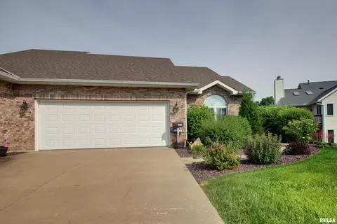 2629 Kings Pointe SW, Quincy, IL 62305