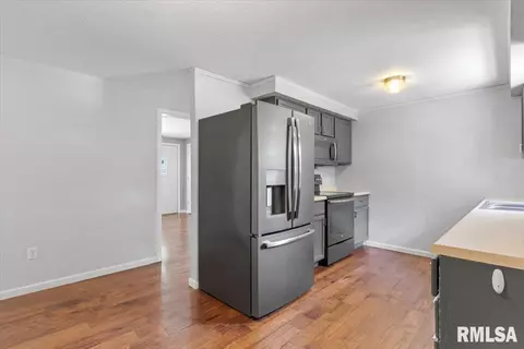 2044 Scarbrough Rd, Springfield, IL 62702 photo 16