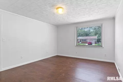 2044 Scarbrough Rd, Springfield, IL 62702 photo 17