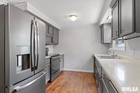 2044 Scarbrough Rd, Springfield, IL 62702 photo 13