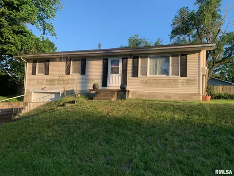 717 E Ojer St, Meredosia, IL 62665