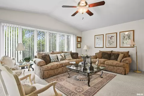 1301 Pine Valley Ct, Springfield, IL 62704 photo 18