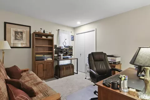 1301 Pine Valley Ct, Springfield, IL 62704 photo 25