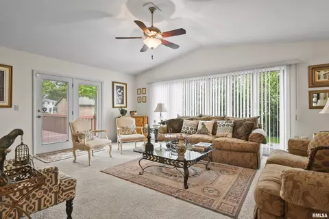 1301 Pine Valley Ct, Springfield, IL 62704 photo 15