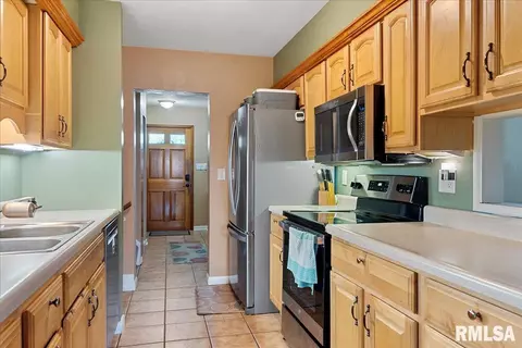 Other - 11 Archer Ave, Springfield, IL 62704 photo 6 of 9
