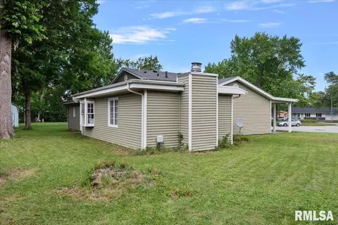 Exterior - 11 Archer Ave, Springfield, IL 62704 photo 3 of 5