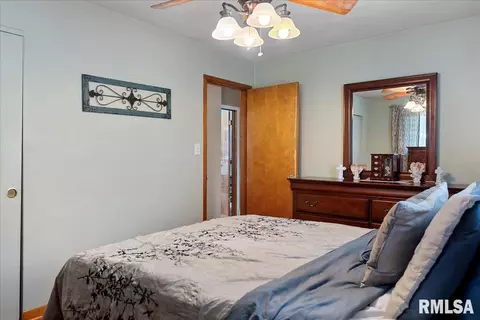 Bedroom - 11 Archer Ave, Springfield, IL 62704 photo 1 of 8