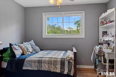 Bedroom - 11 Archer Ave, Springfield, IL 62704 photo 5 of 8