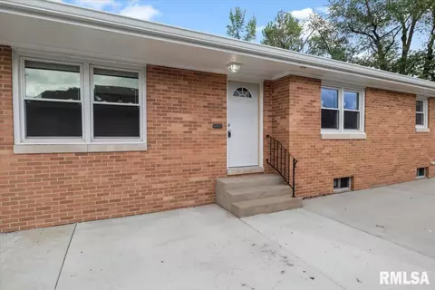 1932 S 1st St, Springfield, IL 62704 photo 3