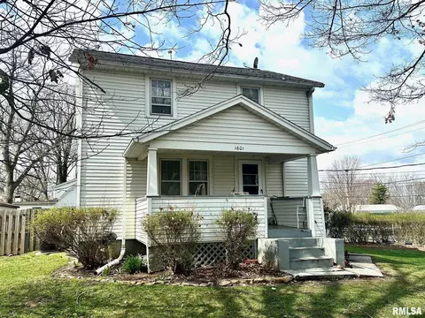 1601 Hardin Ave, Jacksonville, IL 62650