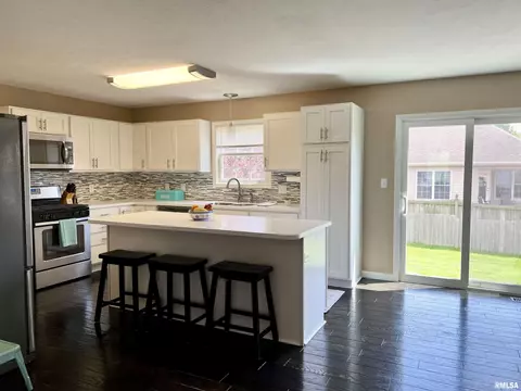 Kitchen - 3804 Carney Blvd, Springfield, IL 62712 photo 3 of 3