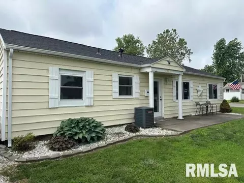 511 W Greenwood Ave, Jacksonville, IL 62650