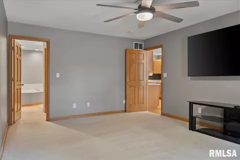 3713 Bergamot Dr, Springfield, IL 62712 photo 16