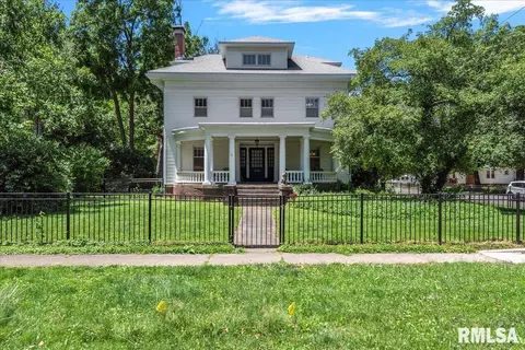 801 S Walnut St, Springfield, IL 62704