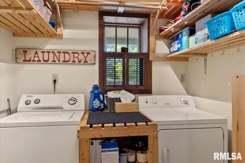 Other - 801 S Walnut St, Springfield, IL 62704 photo 4 of 14