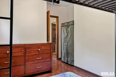 Other - 801 S Walnut St, Springfield, IL 62704 photo 9 of 14