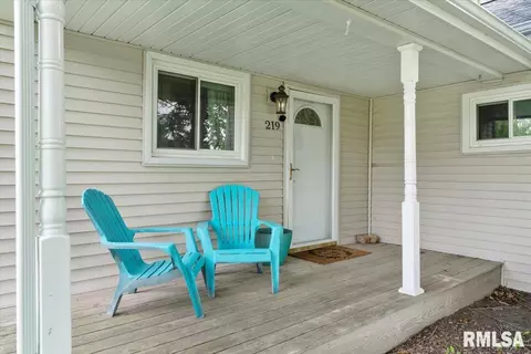 219 Mill St, Loami, IL 62661 photo 5