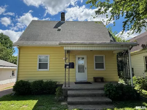1302 N Macarthur Blvd, Springfield, IL 62702 photo 2