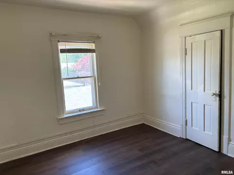1302 N Macarthur Blvd, Springfield, IL 62702 photo 10
