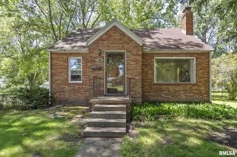 3361 S 1st St, Springfield, IL 62703