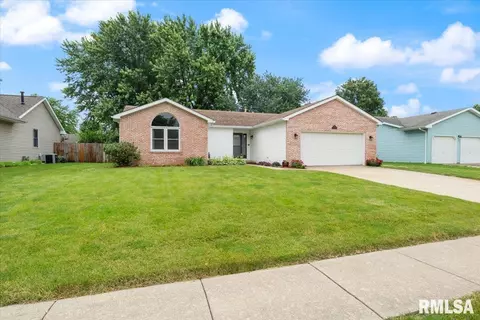1208 Old Crows Way, Springfield, IL 62712