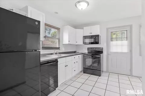 2401 S Pasfield St, Springfield, IL 62704 photo 15
