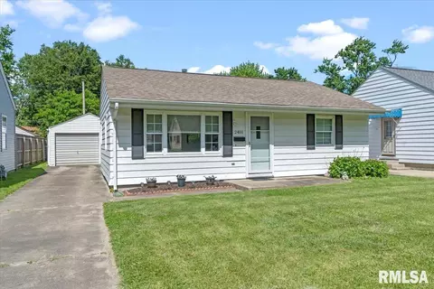 2401 S Pasfield St, Springfield, IL 62704