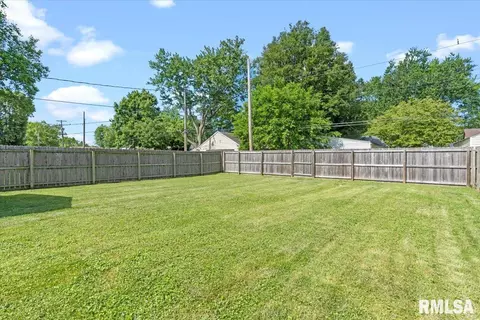 2401 S Pasfield St, Springfield, IL 62704 photo 22