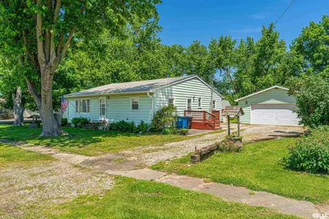 200 Main St, Lawndale, IL 61751