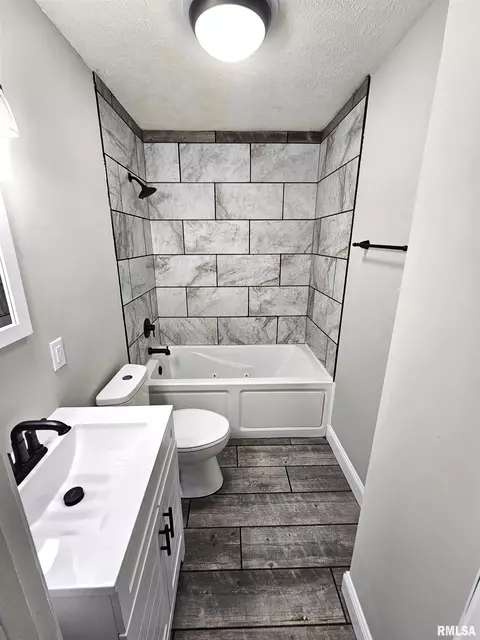 2045 N 7th St, Springfield, IL 62702 photo 19