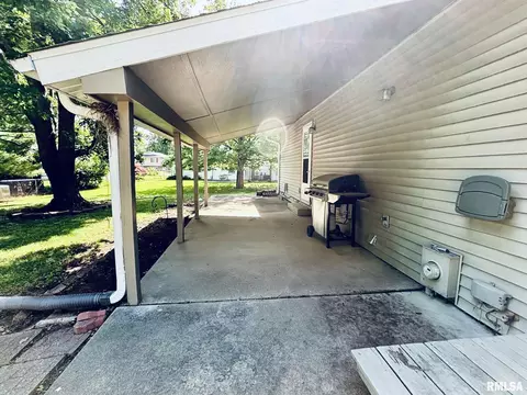 2114 Claremont Rd, Springfield, IL 62703 photo 16