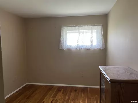 2014 Maple St, Quincy, IL 62301 photo 8