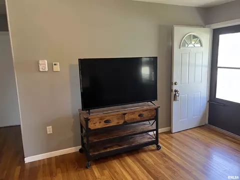 2014 Maple St, Quincy, IL 62301 photo 7