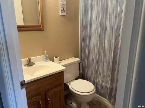 2014 Maple St, Quincy, IL 62301 photo 14