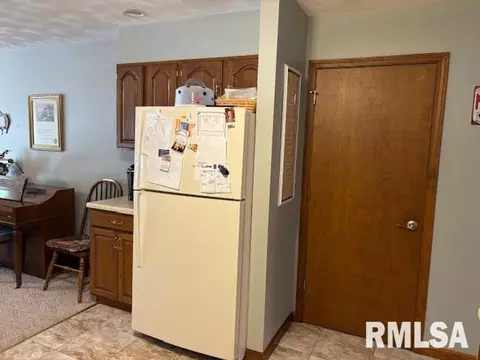 3130 Turning Mill Dr, Springfield, IL 62704 photo 8