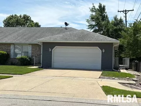 3130 Turning Mill Dr, Springfield, IL 62704