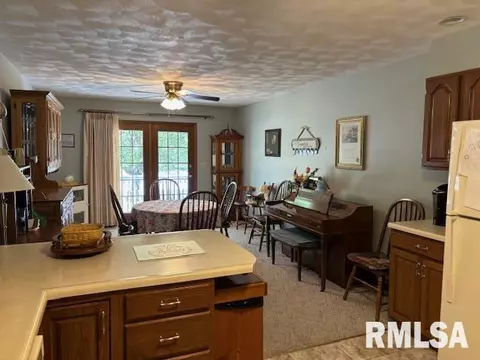 3130 Turning Mill Dr, Springfield, IL 62704 photo 7