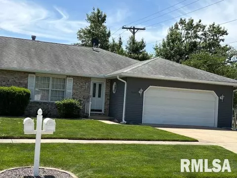 3130 Turning Mill Dr, Springfield, IL 62704 photo 2