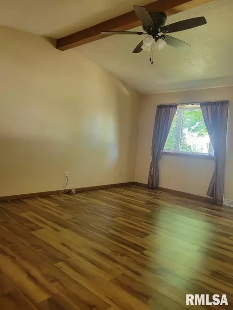 1917 Scarbrough Rd, Springfield, IL 62702 photo 8