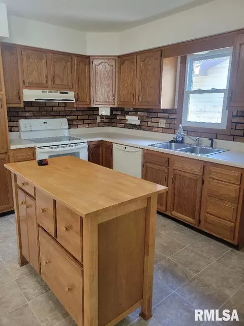 1917 Scarbrough Rd, Springfield, IL 62702 photo 10