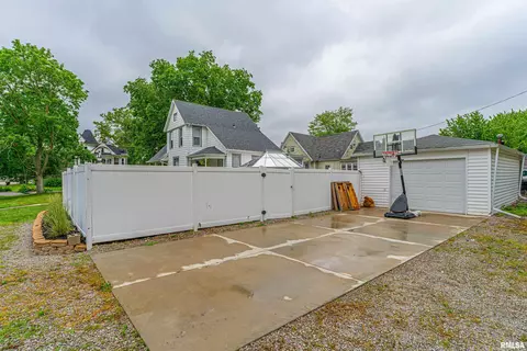 504 N Kickapoo St, Lincoln, IL 62656 photo 41